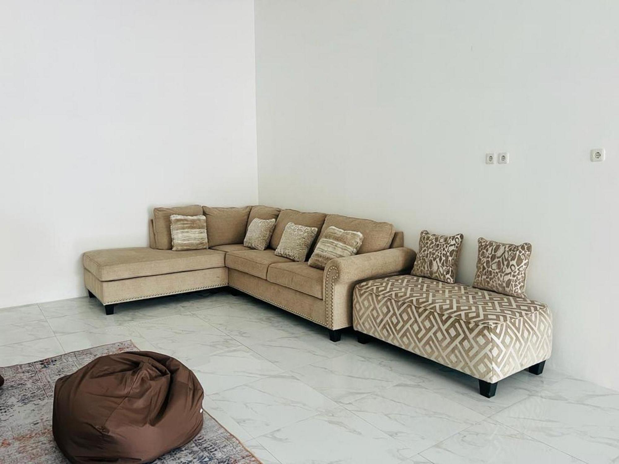 Urbanview Hotel Nimara Ngawi By Reddoorz Ngoại thất bức ảnh